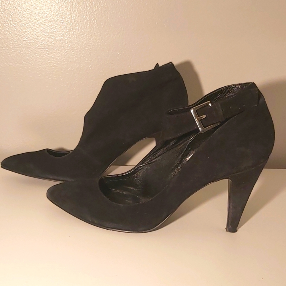 NINE WEST used but in good condition heels